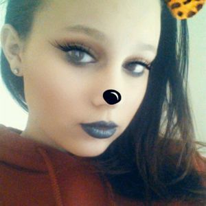 Meet your Posher, Aliesha